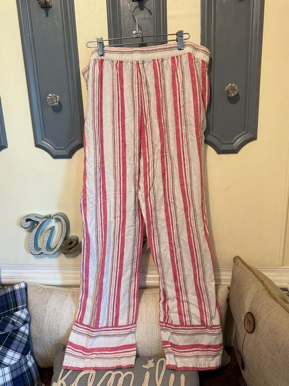 Ellen Tracy Pink and White Striped Linen-Blend Wide Leg Elastic Waist Pants - Picture 3 of 4